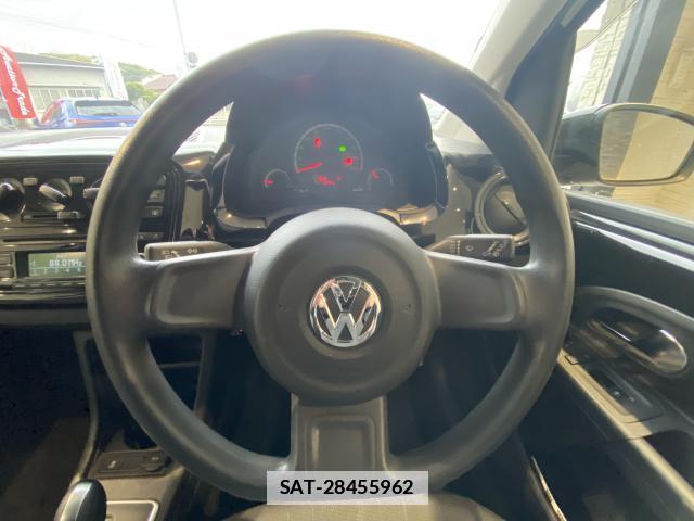 VolksWagen UP! 2014-06 7814651-2