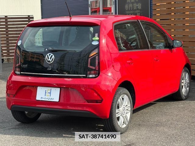 VolksWagen UP! 2017-06 7818944-3
