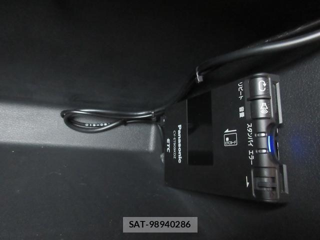 VolksWagen UP! 2012-10 7819526-11