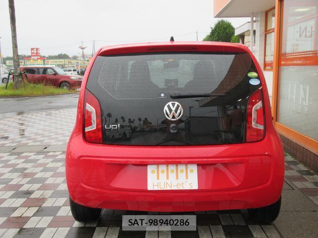 VolksWagen UP! 2012-10 7819526-2