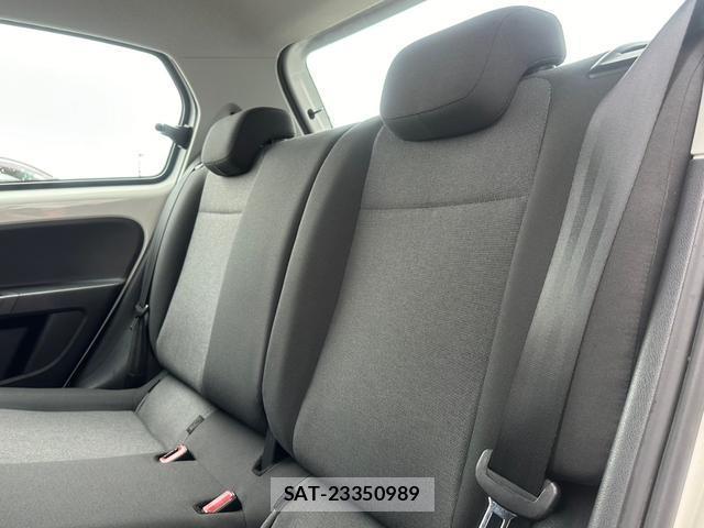 VolksWagen UP! 2013-01 7820842-12