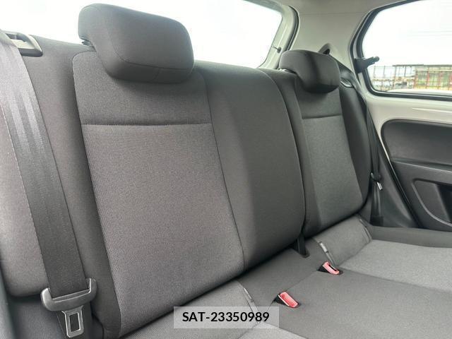 VolksWagen UP! 2013-01 7820842-6