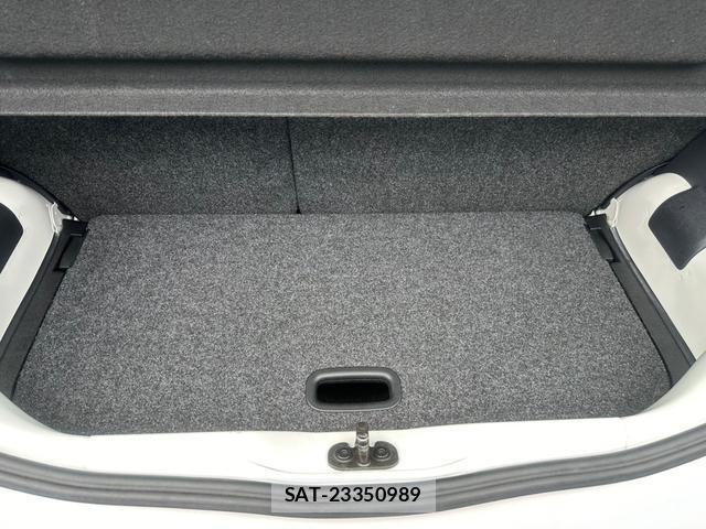 VolksWagen UP! 2013-01 7820842-7