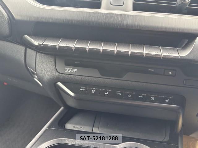 Lexus UX 2018-11 7813470-11