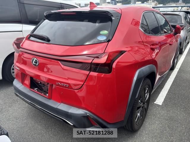 Lexus UX 2018-11 7813470-3