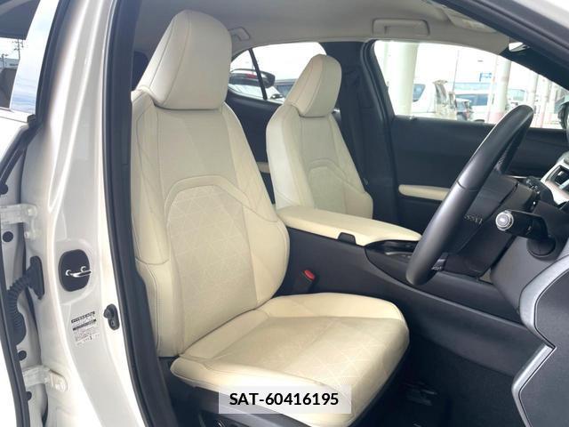 Lexus UX 2020-08 7813854-6