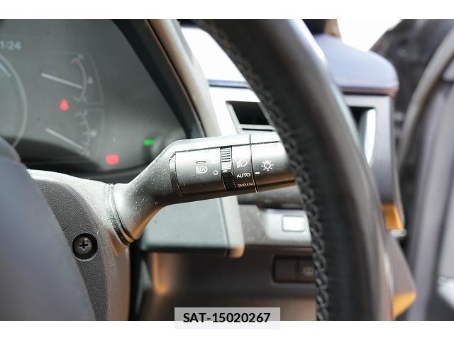 Lexus UX 2021-04 7815772-17