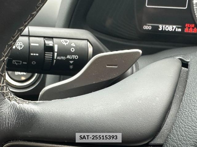 Lexus UX 2020-12 7815779-17