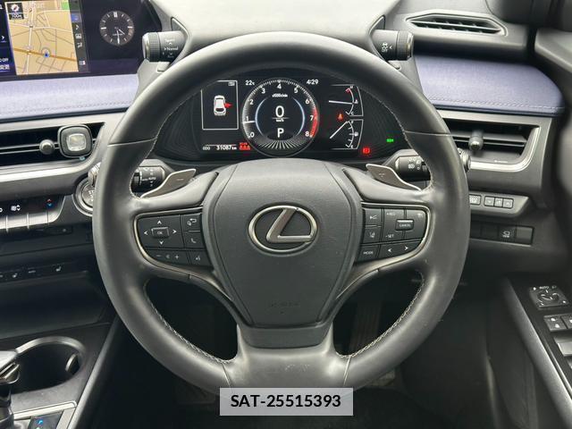 Lexus UX 2020-12 7815779-2