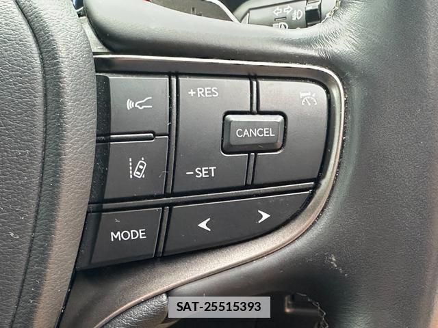 Lexus UX 2020-12 7815779-5