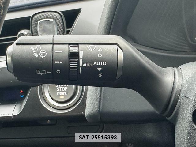 Lexus UX 2020-12 7815779-9