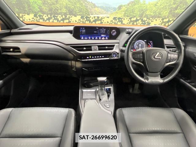 Lexus UX 2019-09 7816268-1