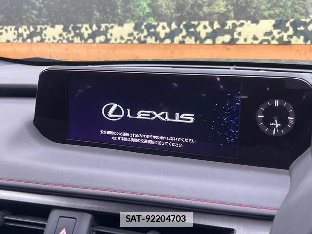 Lexus UX 2019-01 7816314-3