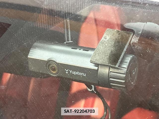 Lexus UX 2019-01 7816314-6