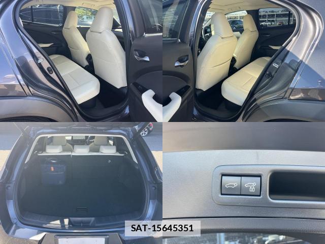 Lexus UX 2023-08 7817964-6