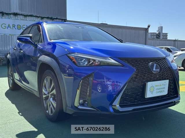 Lexus UX 2018-11 7819927-2