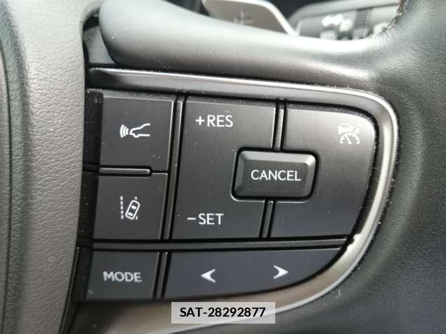 Lexus UX 2021-11 7819949-7