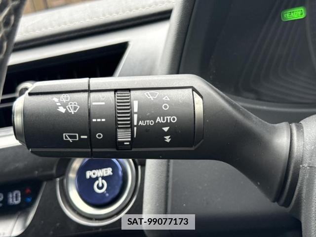 Lexus UX 2020-01 7821966-16