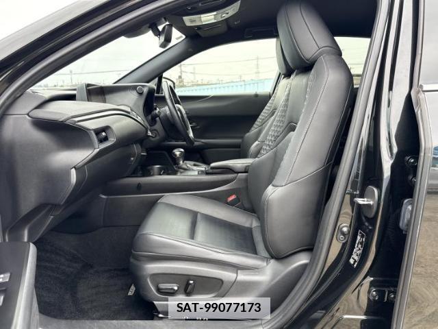 Lexus UX 2020-01 7821966-5