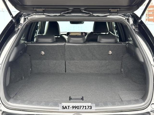 Lexus UX 2020-01 7821966-7