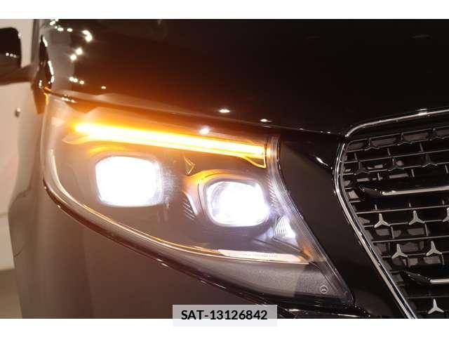 Mercedes Benz V-CLASS 2026-03 7815247-10