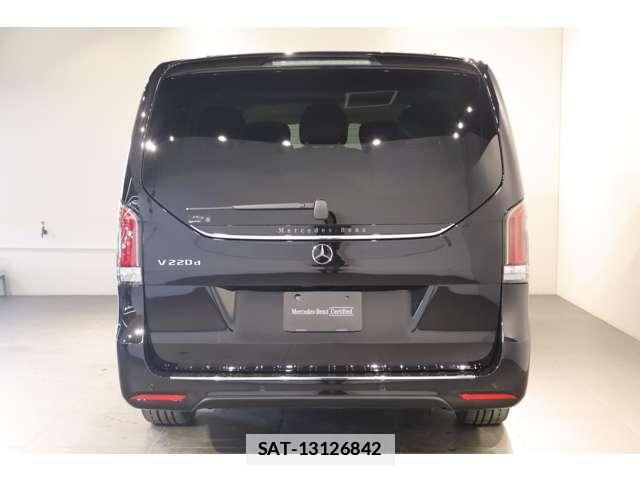 Mercedes Benz V-CLASS 2026-03 7815247-18