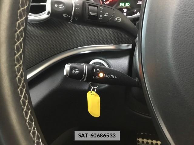 Mercedes Benz V-CLASS 2017-12 7817815-16