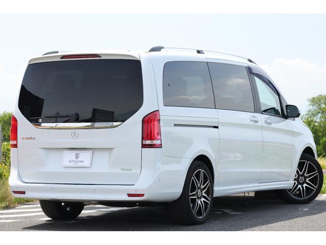 Mercedes Benz V-CLASS 2022-03 7818656-7