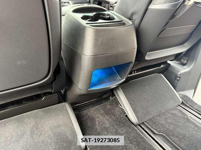 Mercedes Benz V-CLASS 2025-06 7818740-18