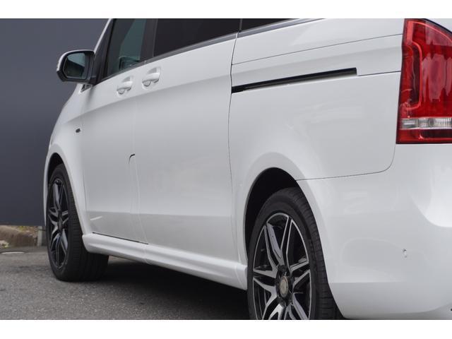 Mercedes Benz V-CLASS 2017-05 7820602-12
