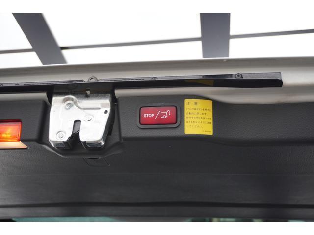 Mercedes Benz V-CLASS 2017-05 7820602-15