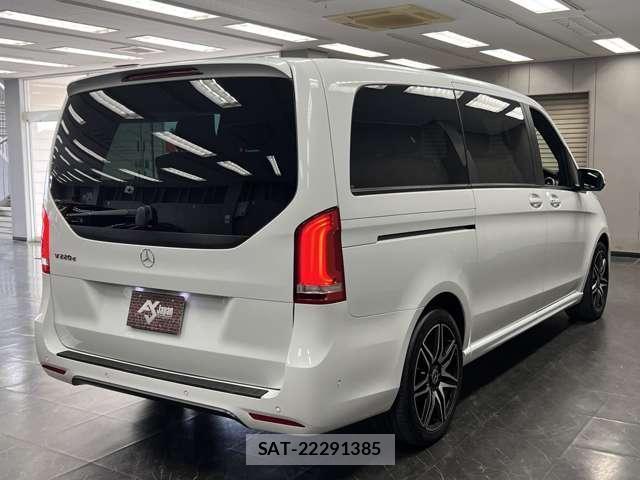Mercedes Benz V-CLASS 2018-06 7823265-19