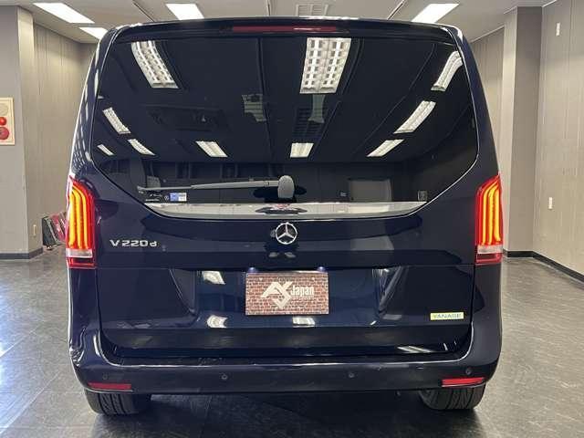Mercedes Benz V-CLASS 2017-07 7823274-8