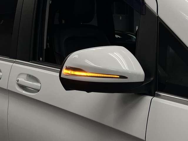Mercedes Benz V-CLASS 2017-01 7823276-14
