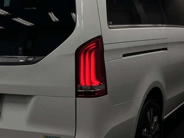 Mercedes Benz V-CLASS 2017-01 7823276-15