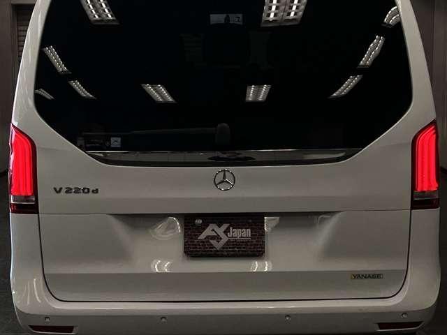 Mercedes Benz V-CLASS 2017-01 7823276-16