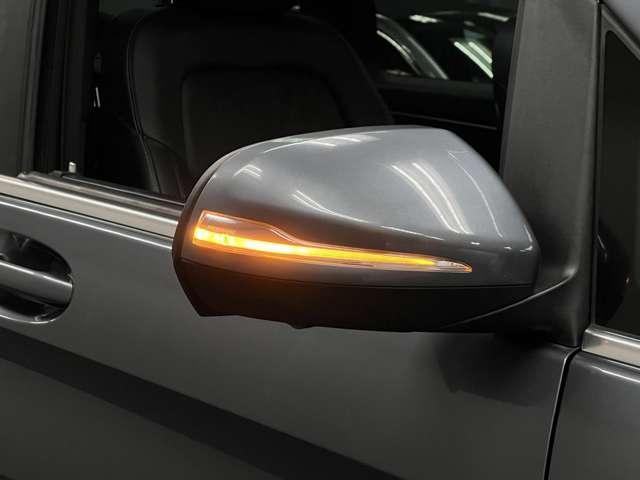 Mercedes Benz V-CLASS 2016-07 7823279-11