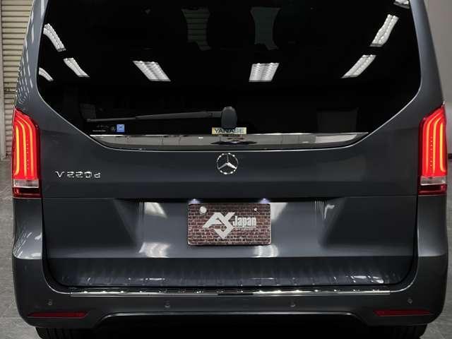 Mercedes Benz V-CLASS 2016-07 7823279-13