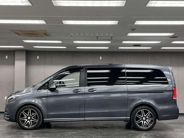 Mercedes Benz V-CLASS 2016-07 7823279-18