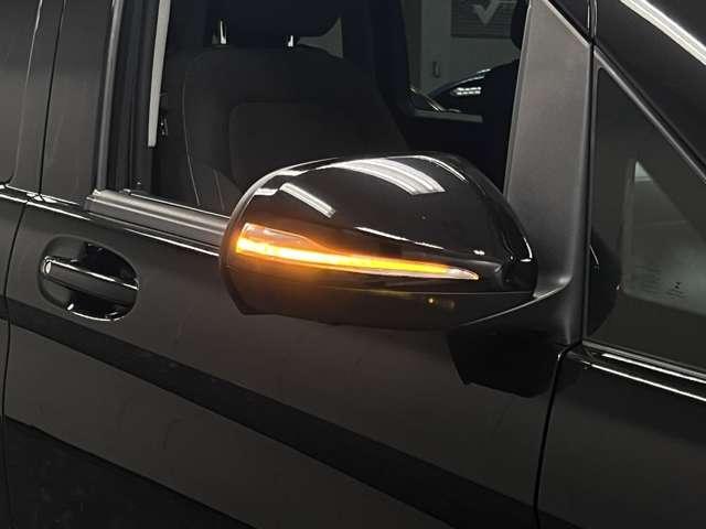 Mercedes Benz V-CLASS 2015-12 7823289-14