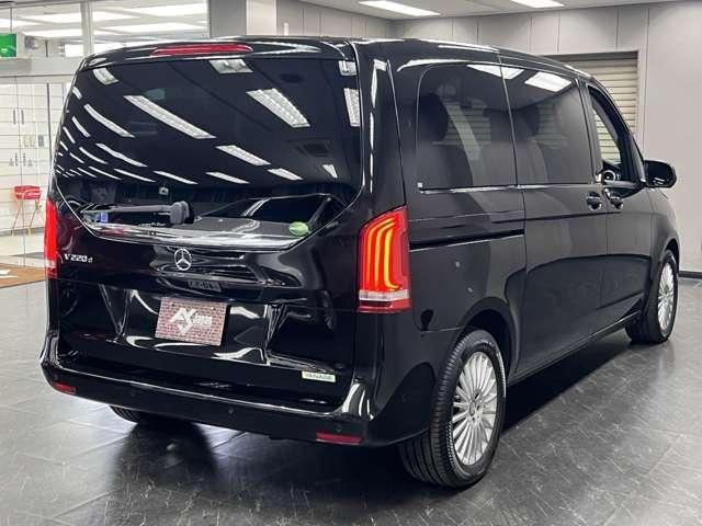 Mercedes Benz V-CLASS 2015-12 7823289-19