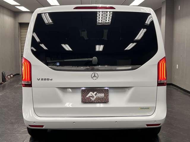 Mercedes Benz V-CLASS 2017-05 7823290-8