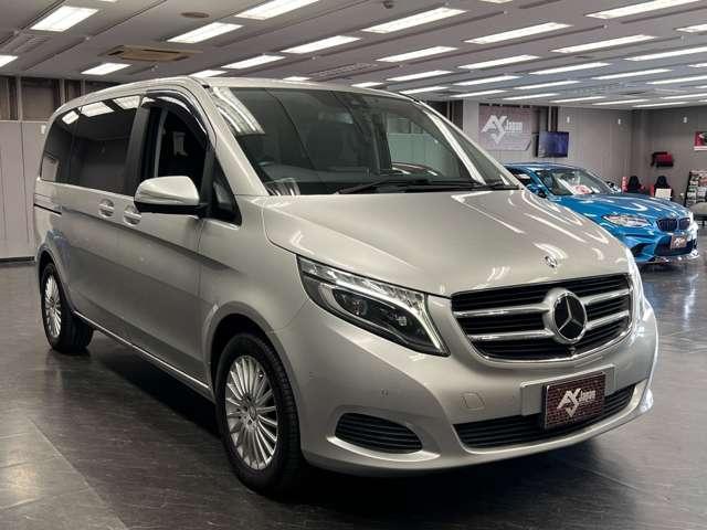 Mercedes Benz V-CLASS 2015-11 7823292-17