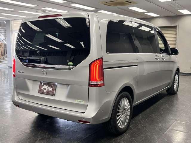 Mercedes Benz V-CLASS 2015-11 7823292-19