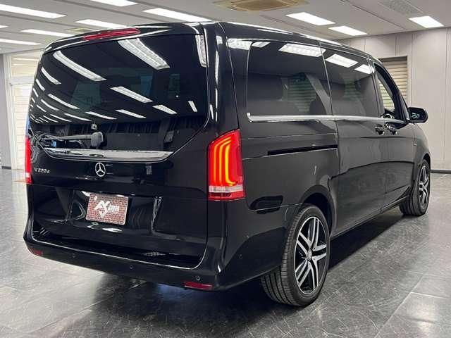 Mercedes Benz V-CLASS 2017-09 7823295-19