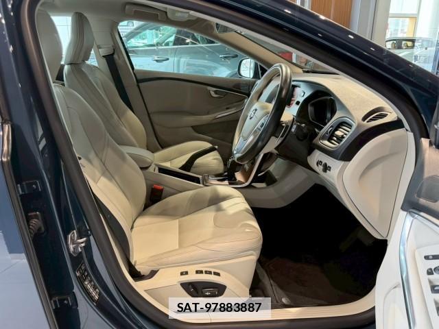 Volvo V40 2019 7812251-6
