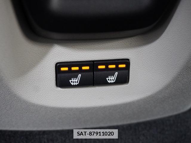 Volvo V40 2019-12 7813724-14
