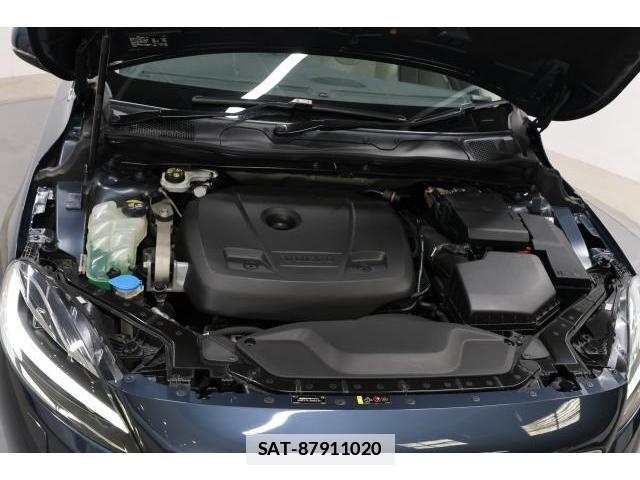 Volvo V40 2019-12 7813724-17