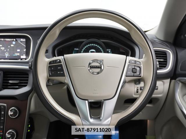 Volvo V40 2019-12 7813724-3