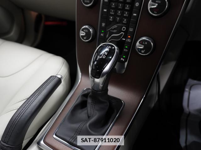 Volvo V40 2019-12 7813724-8